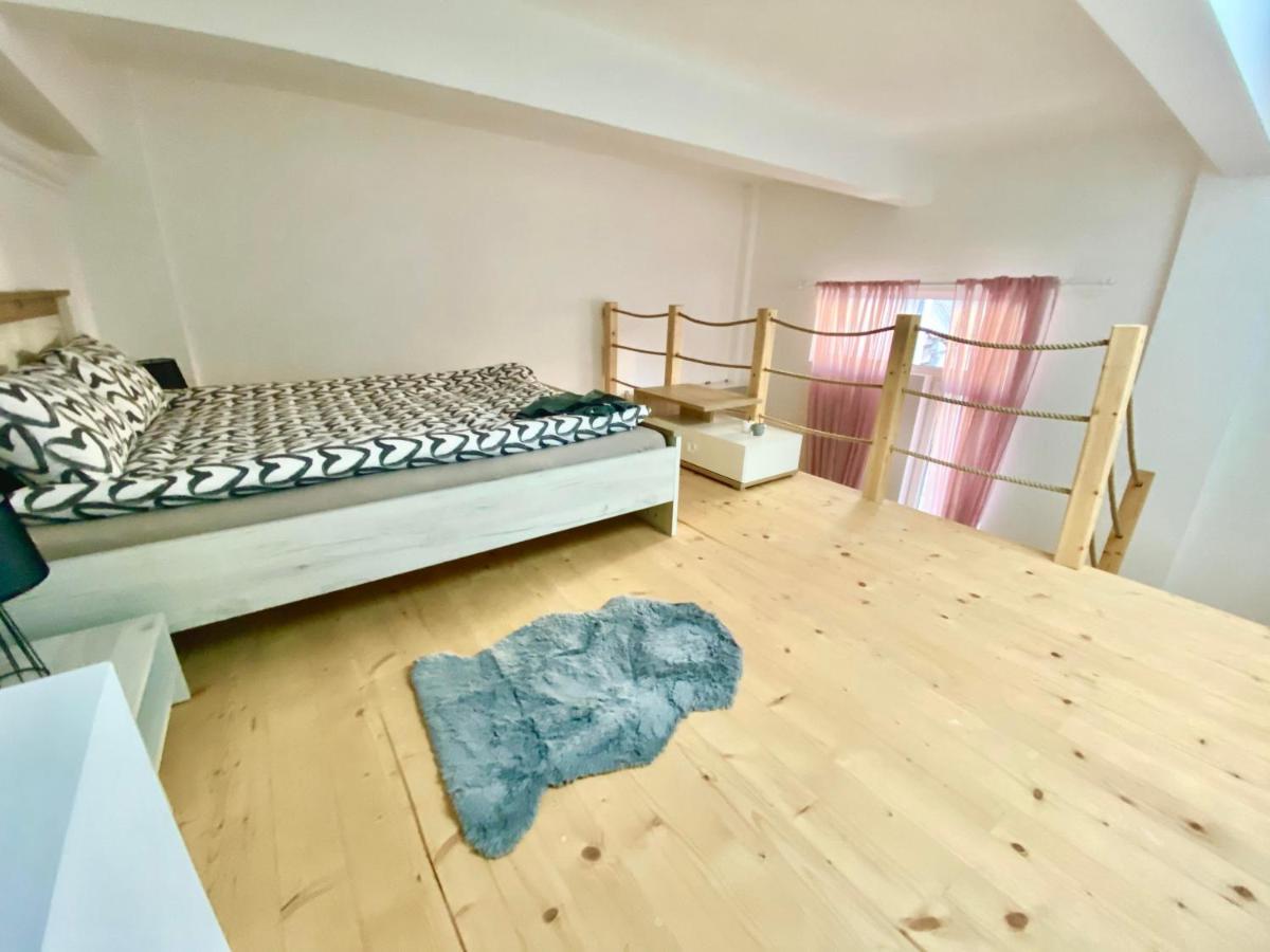 The Central Apartament Lejlighed Cluj-Napoca Eksteriør billede
